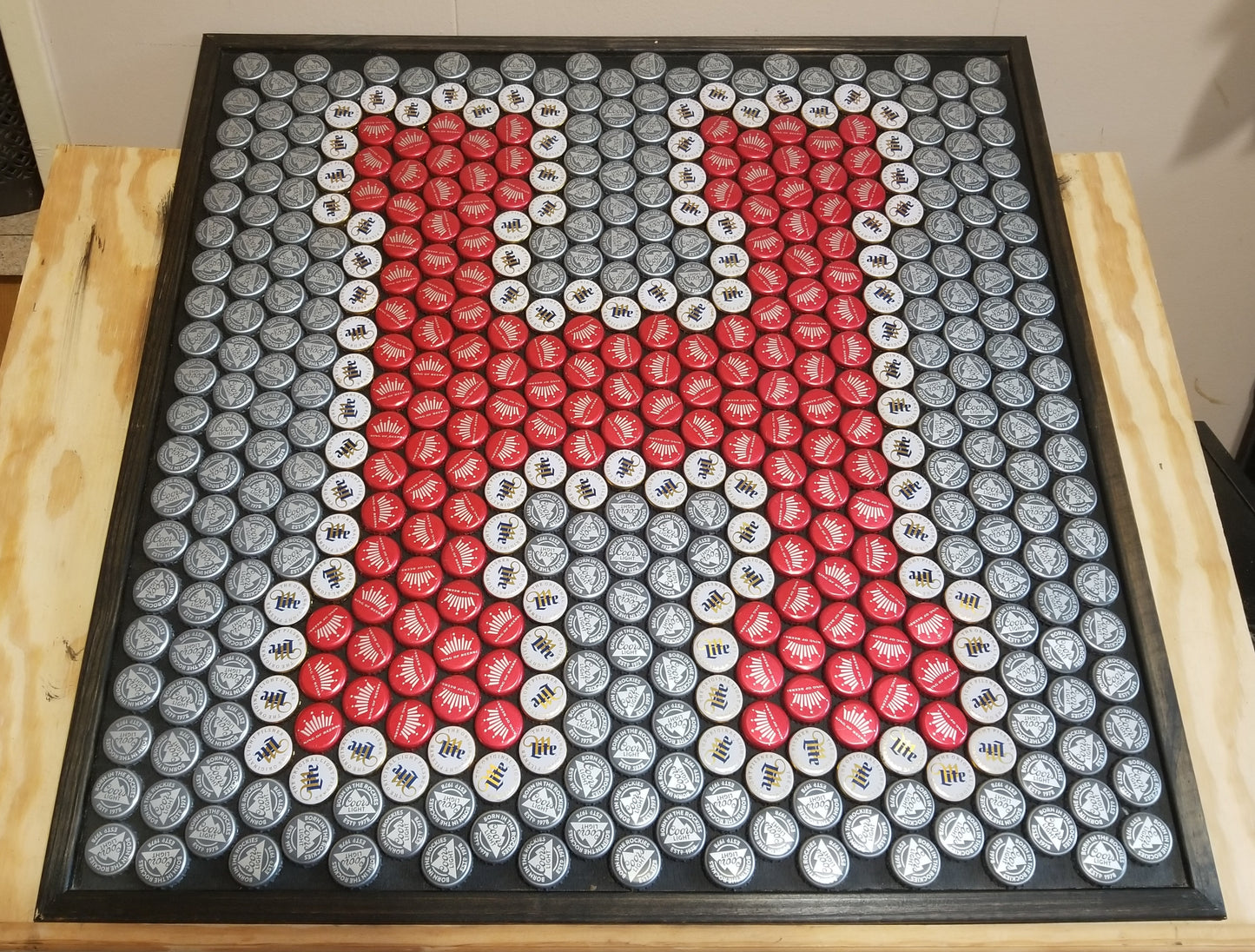 NCAA- Harvard Crimson Bottle Cap Sign