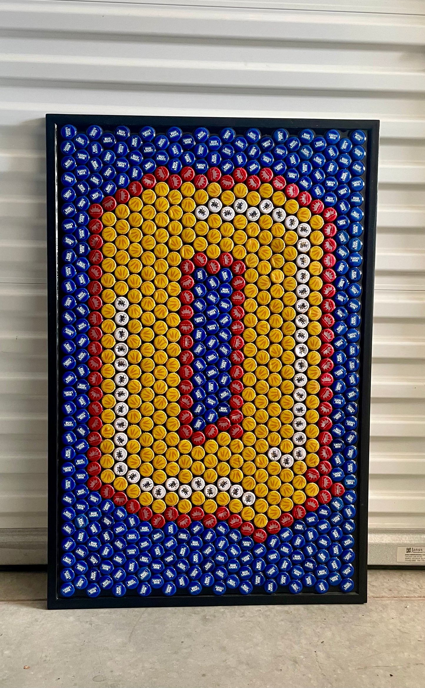 NCAA- Queen's University Gaels Bottle Cap Sign